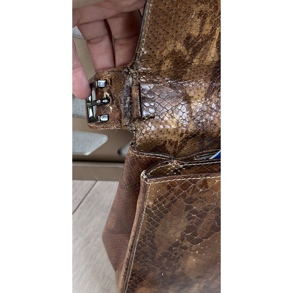 VTG Authentic VALENTINO SNAKE LEATHER SHOULDER MID BAG TAN - Picture 14 of 16